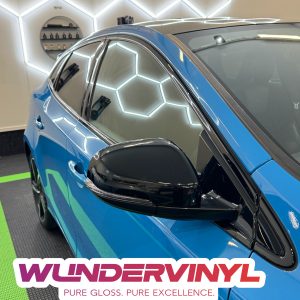 WV Super Gloss+ Piano Black chrome delete, installation by @mudfix