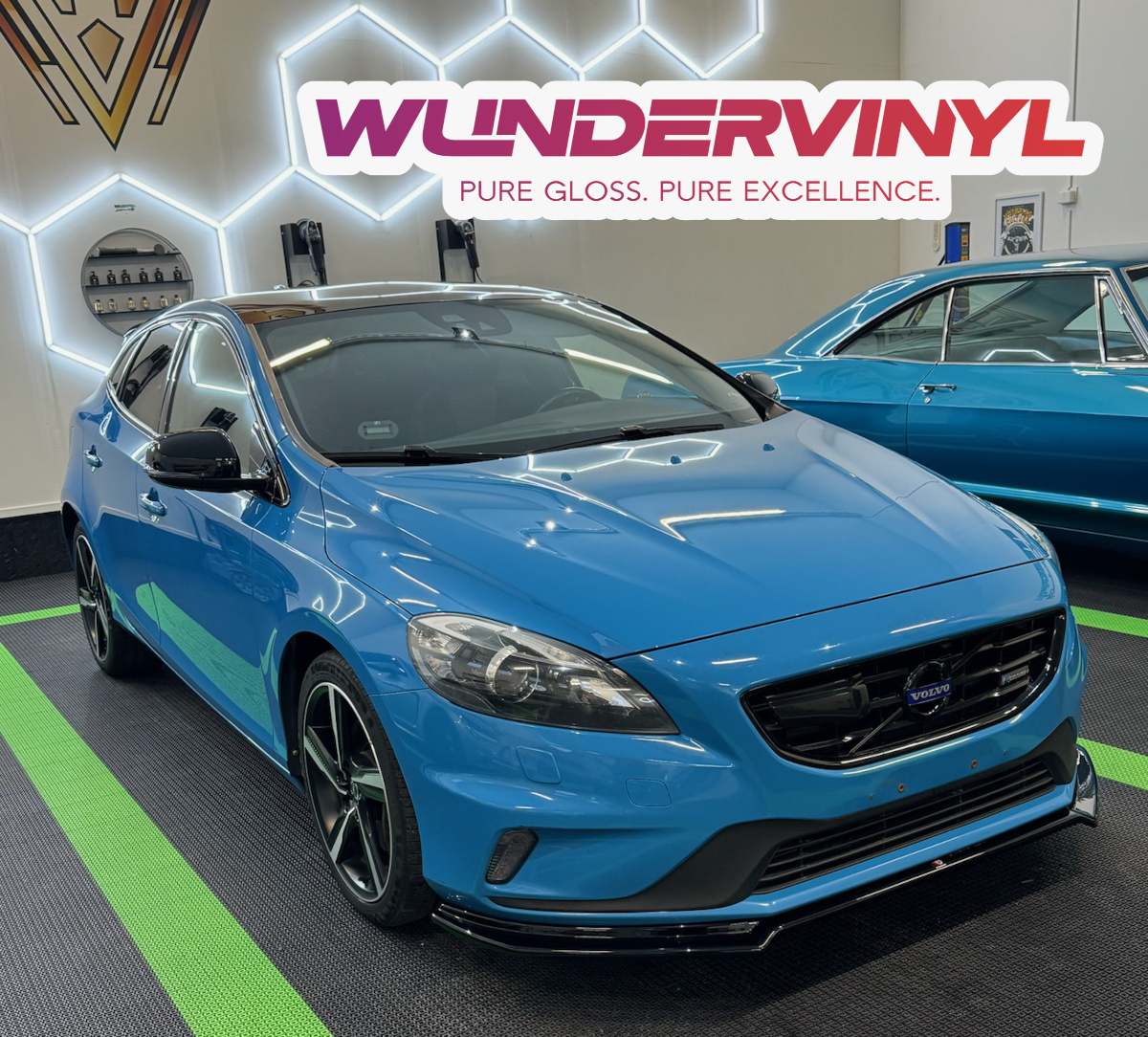 WV Super Gloss+ Piano Black chrome delete by @mudfix
