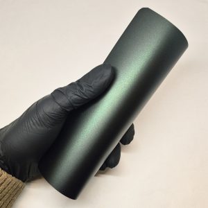 WunderVinyl Super Matte Metallic Butterfly Green car wrap bilfolie